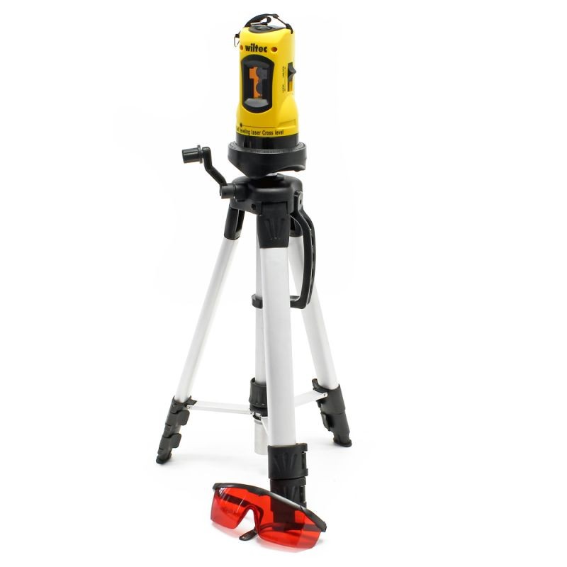 Itsetasaava ristiviivallaseri ja 1,2 m koljalka, ±0,5 mm/m