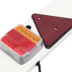 LED-valopalkki perävaunuille ja pyörätelineille, 7-napainen, 12V, 137 cm, punainen