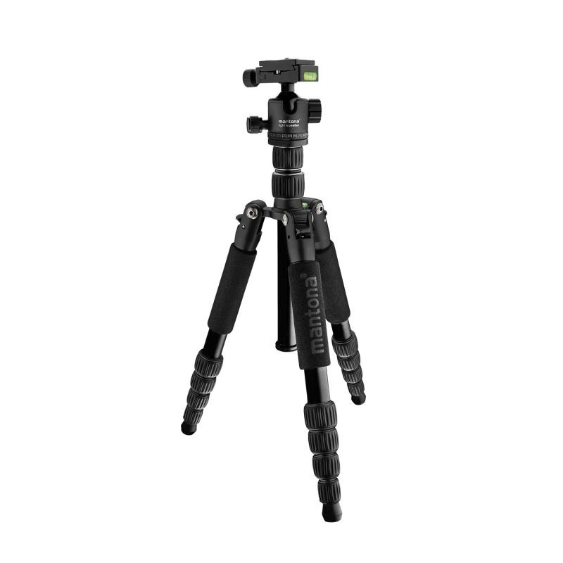 Mantona Light Traveller matkajalusta 131,5 cm, musta, alumiini, 5 kg kantavuus, pallopää ja monopod-toiminto
