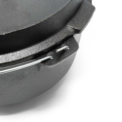 Dutch Oven valurautapata 9 l, alusta ja kansinostin, nuotiotulelle ja retkeilyyn