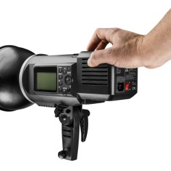 Walimex pro virtalähde 2Go-sarjalle, 240 W, 104 x 100 x 90 mm, Flash2Go 600 TTL ja LED2Go 60 Daylight
