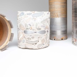 Timanttikruunu 132 mm, työpituus 400 mm, sintermetalli, märkä- ja kuivaporaus