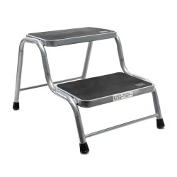 Kaksitasoinen teräsaskelma, 150 kg, liukuestepinta, matkailuautoihin ja kotiin