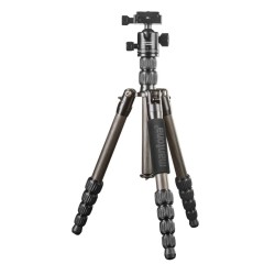 Mantona Light Traveller hiilikuitujalusta 133 cm, pallopää 5 kg, Arca-Swiss, monopod-toiminto