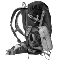 Mantona Elements Outdoor 2in1 kamera- ja vaellusreppu, musta, sadesuojuksella ja kolmijalokiinnityksellä