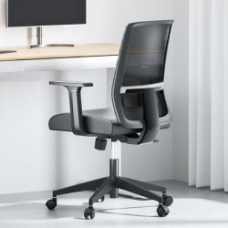 Ergonominen työtuoli lannennojalla, säädettävä korkeus, hengittävä selkänoja, musta, max 120 kg