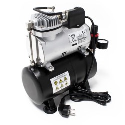AF186 Öljytön airbrush-kompressori, 2 sylinteriä, 3 l säiliö, 4 bar, start-stop-automaatti