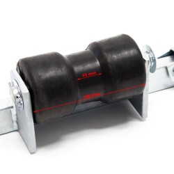Veneen trailerin ohjausrulla 111 cm, keskitysapu 800 kg, säädettävä leveys 80–124 cm, sinkitty teräs