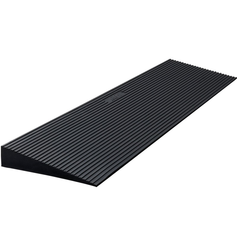 Kynnysluiska luonnonkumia 90 cm pitkä 4 cm korkea pyörätuoleille ja robotti-imureille