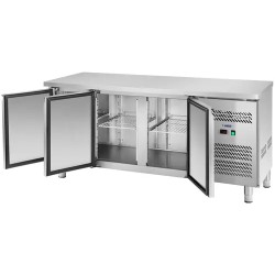 Royal Catering RCLK-S339 jäähdytyspöytä 339 l, 3 ovea, 179,5 x 60 cm, ruostumaton teräs