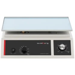 Steinberg Systems laboratorion ravistelija 0–210 kierrosta/min
