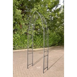 Säädettävä ruusukaari puutarhaan - koristeellinen ja kestävä köynnöstuki