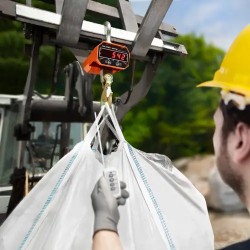 Steinberg Systems SBS-KW-3/1K nostovaaka 3000 kg / 1 kg LED kaukosäätimellä 11,5 kg
