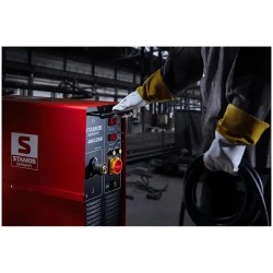 Stamos Germany SMIG-250 MIG-MAG-hitsaussetti 250 A ja Sub Zero -hitsauskypärä 45,8 kg
