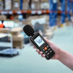 Digitaalinen melumittari 30-130 dB dataloggerilla ja USB-liitännällä 155 g