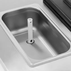 Royal Catering pehmeän jäätelön kone 20 l/h 1670 W esijäähdytyksellä