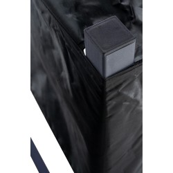 Teräksinen takkapuuteline suojapeitteellä - kestävä ja tilaa säästävä