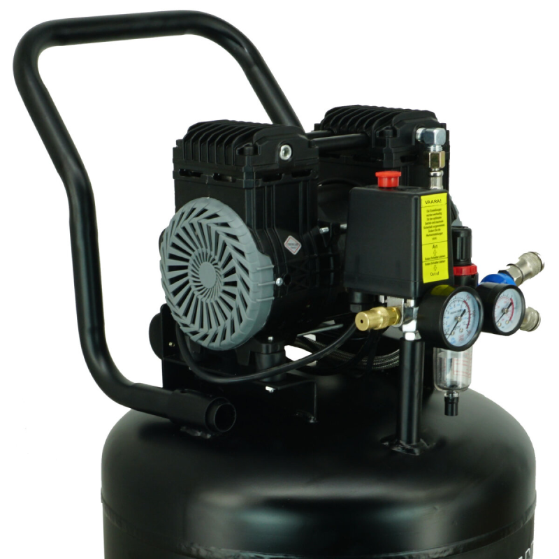 TRUTZHOLM hiljainen pystysuuntainen kompressori 36 l, 900 W, 8 bar, tarvikkeilla