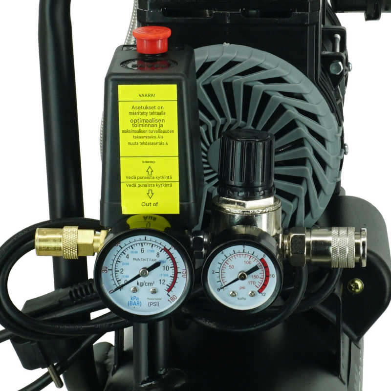 TRUTZHOLM hiljainen Brushless-kompressori 9 l, öljytön, 900 W, 8 bar, tarvikkeet