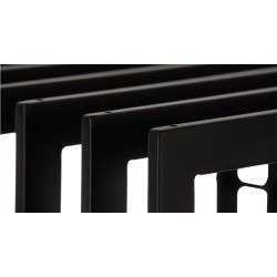 Tyylikäs takkapolttopuuteline Irving metallista eri kokoisena