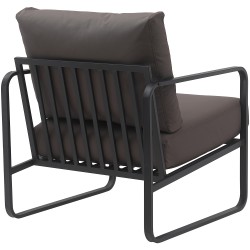 Tyylikäs nojatuoli mukavalla istuimella ja metallirungolla olohuoneeseen