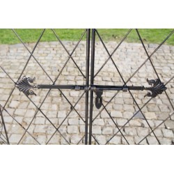 Kaunis ruusukaariportti melissa puutarhaan 220 cm korkea