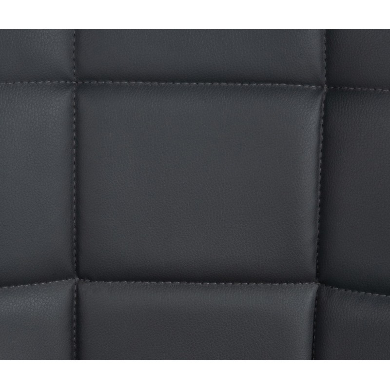 Moderni ruokailutuolipari pehmustetulla istuimella ja metallijalustalla