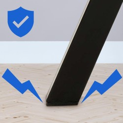 Tyylikäs samettinen ruokailutuoli pyörivällä istuimella ja metallijalustalla