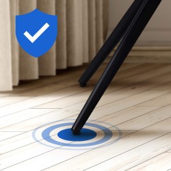 Tyylikäs kääntyvä ruokapöydän tuoli pehmustetulla istuimella ja selkänojalla