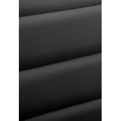 Ergonominen keinonahkainen työtuoli säädettävällä korkeudella ja pyörillä