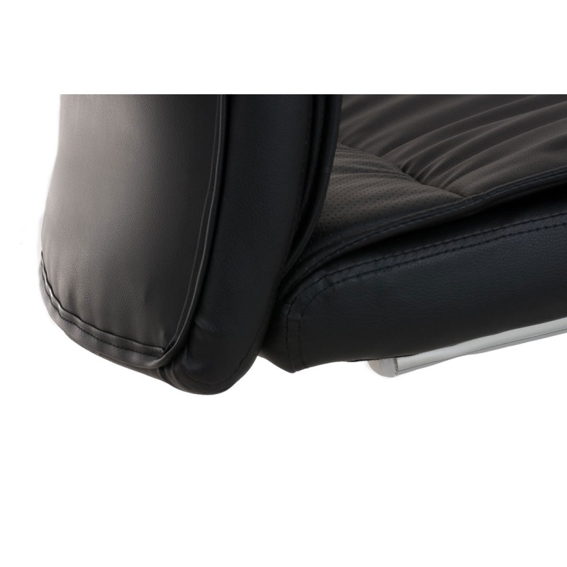 Tyylikäs ergonominen vierailutuoli keinonahalla ja kromatulla rungolla