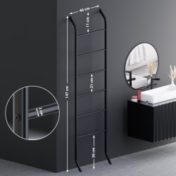 Moderni pyyheteline kylpyhuoneeseen kuudella tangolla mattamusta metalli