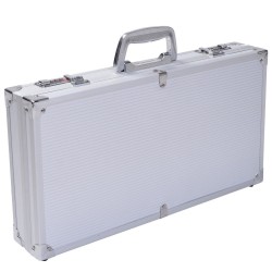 Alumiininen työkalulaukku, muokattava vaahtomuovi sisällä