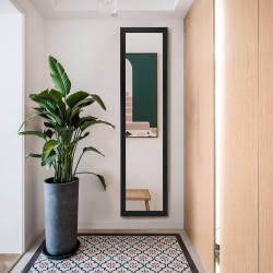 Kaksikäyttöinen kokovartalopeili mustalla MDF-kehyksellä