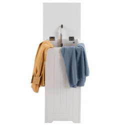 Valkoinen puinen pyykkikaappi nostettavalla kannella