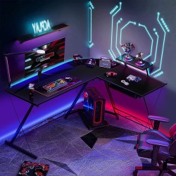 L-muotoinen tietokonepöytä musta siirrettävällä hyllyllä