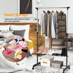 Säädettävä musta vaateteline kenkähyllyllä ja pyörillä