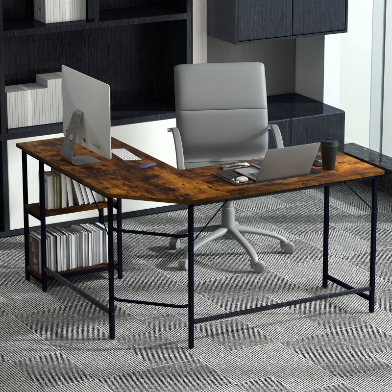 L-muotoinen ruskea tietokonepöytä kaksitasoisilla hyllyillä