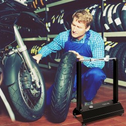 Moottoripyörän pyörän tasapainotin säädettävillä keskitinkartioilla musta