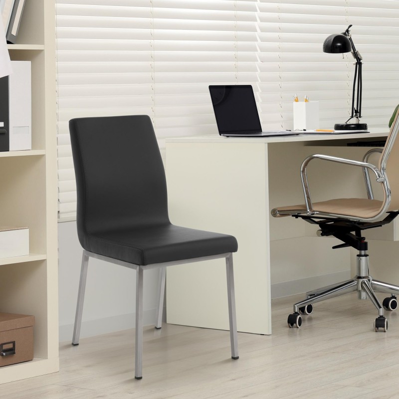 Moderni ruokailutuoli keinonahalla ja teräsrungolla - mukava ja tyylikäs