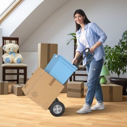 Monikäyttöinen musta sackkarre P-kahvalla ja korkealla selkänojalla