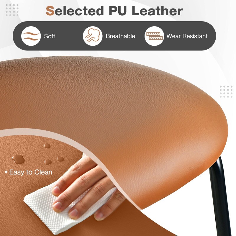 Kaksi ruskeaa PU-nahkaista baarijakkaraa rottinkiselkänojalla