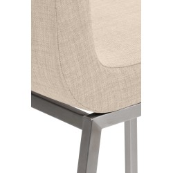 Colmar tyylikäs ruokatuoli kangasverhoilulla ja korkealla selkänojalla