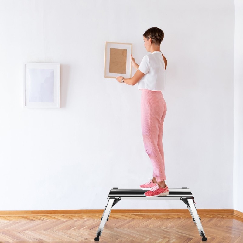 Alumiininen taitettava työtaso liukumattomalla pinnalla hopea