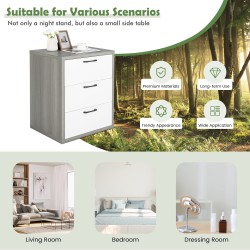 Moderni harmaa yöpöytä kolmella vetolaatikolla puusta