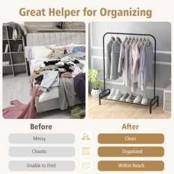 Monikäyttöinen musta vaate- ja säilytysteline säilytyshyllyllä