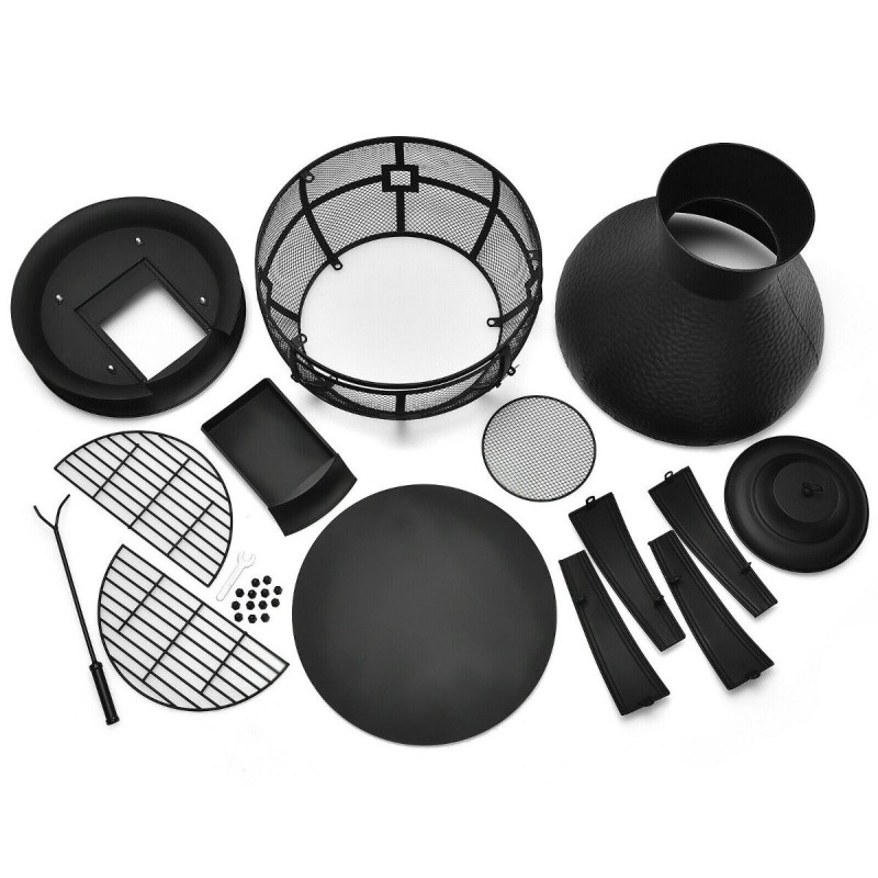 Metallinen musta terassitulisija kipinäsuojalla ja tulikoukulla