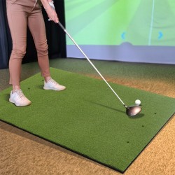 Golf-harjoitusmatto kumitiillä ja kohdistuskepeillä, vihreä