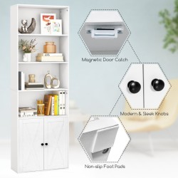 Valkoinen kuusitasoinen kirjahylly maalaisromanttisella kaapilla