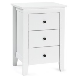 Valkoinen puinen yöpöytä kolmella laatikolla ja vakaalla rakenteella